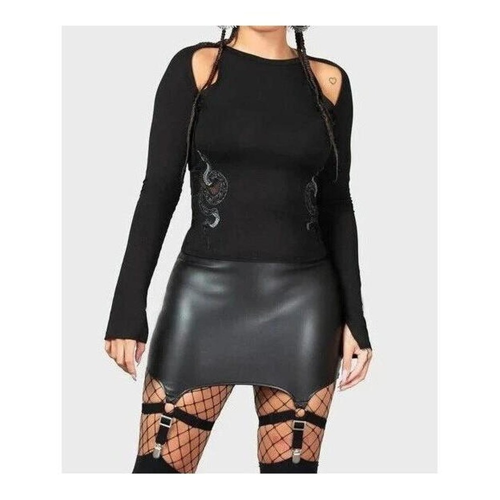 Femme Fangs serpent top